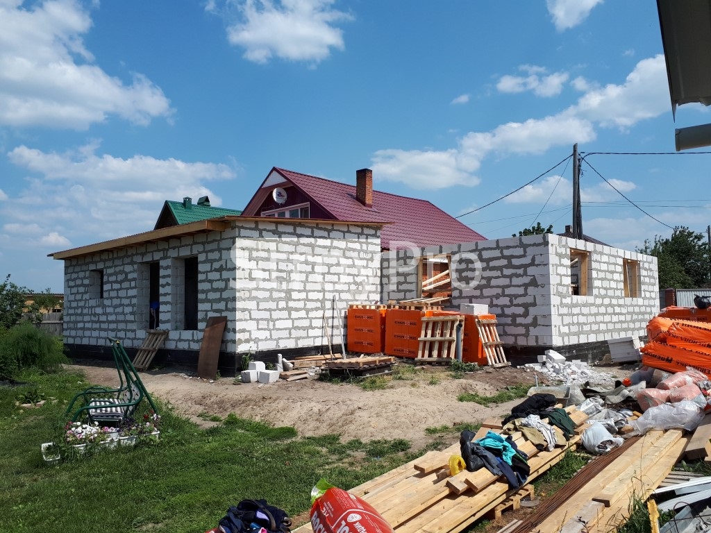 Строительство дома из газобетона (сибита), полный комплекс работ под ключ, мы выполнили работы по возведению дома по индивидуальному проекту в Томске Вершинино